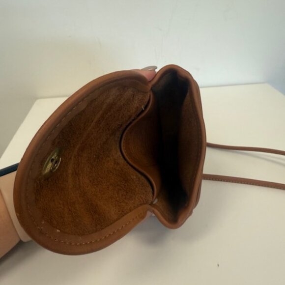 coach /bag/coach tan mini belt bag brown color #252 - Picture 7 of 8